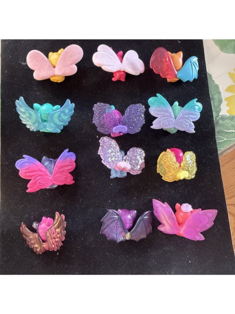Lot of 12 HATCHIMALS Colleggtibles Wilder /Wild Wings Animal Figures - Picture 6 of 10